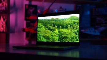 Đánh giá màn hình Liquid Retina XDR của Apple MacBook Pro svg+xml,%3Csvg%20xmlns= Đánh giá màn hình Liquid Retina XDR của Apple MacBook Pro