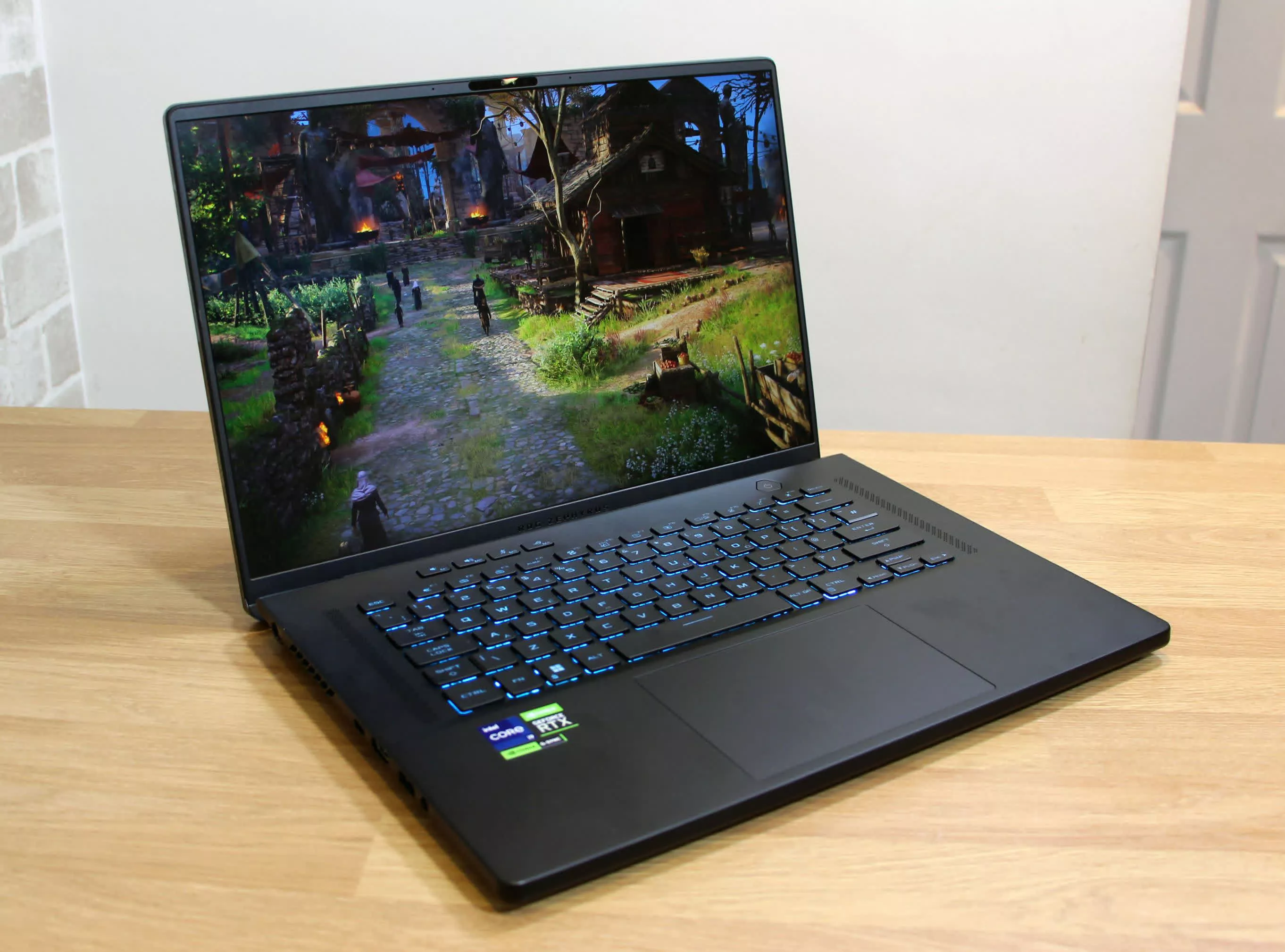 Đánh giá máy tính xách tay Asus ROG Zephyrus M16 svg+xml,%3Csvg%20xmlns= Đánh giá máy tính xách tay Asus ROG Zephyrus M16